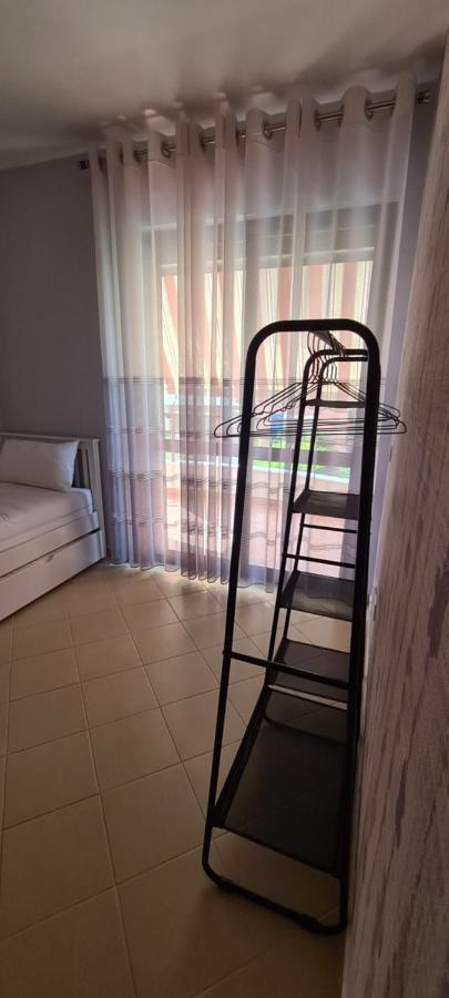 Apartman Family In Golem
